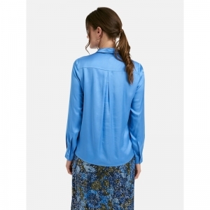 Blouse w collar and placket +  698 neon blue