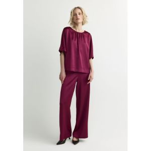 61138 6680 DARK PLUM