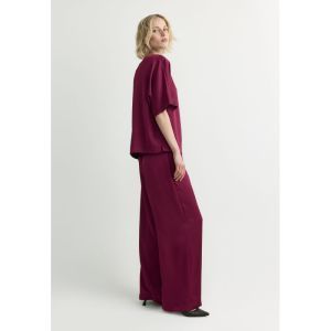 61138 6680 DARK PLUM
