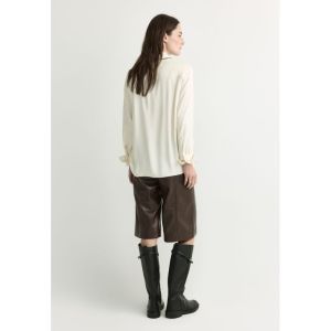 01161 0340 WINTER WHI