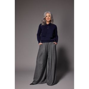 EMANU Pull 011 Navy