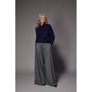 EMANU Pull 011 Navy