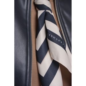 Small square scarf with print Navy birch